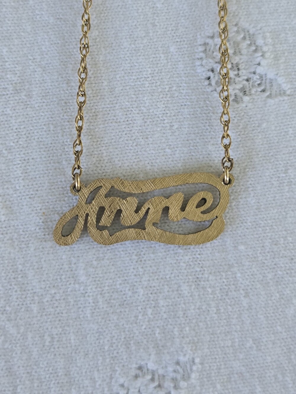 Vintage Gold Filled Script "Anne" Nameplate Necklace